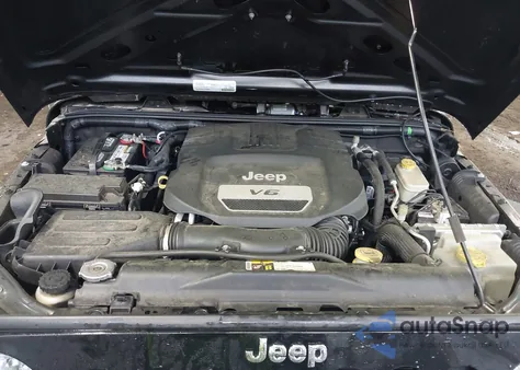 2015 Jeep Wrangler Unlimited Sport из США, поврежденный, VIN 1C4HJWDG5FL670693